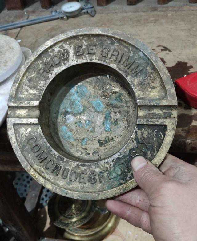 玩古董品历史故事