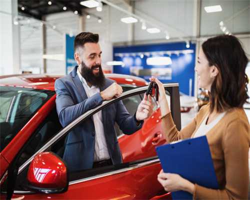 观苏州工艺美术博览会玉石雕刻