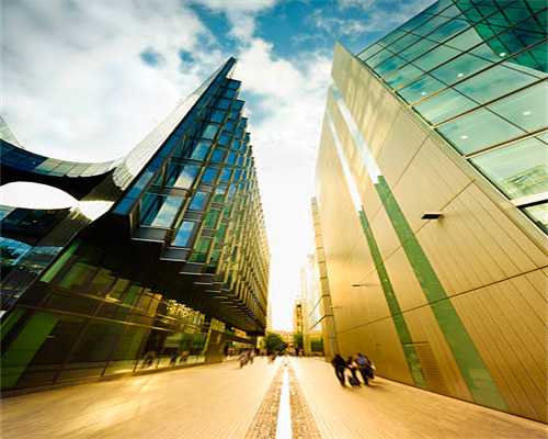 《光明日报》上的臧克家足迹